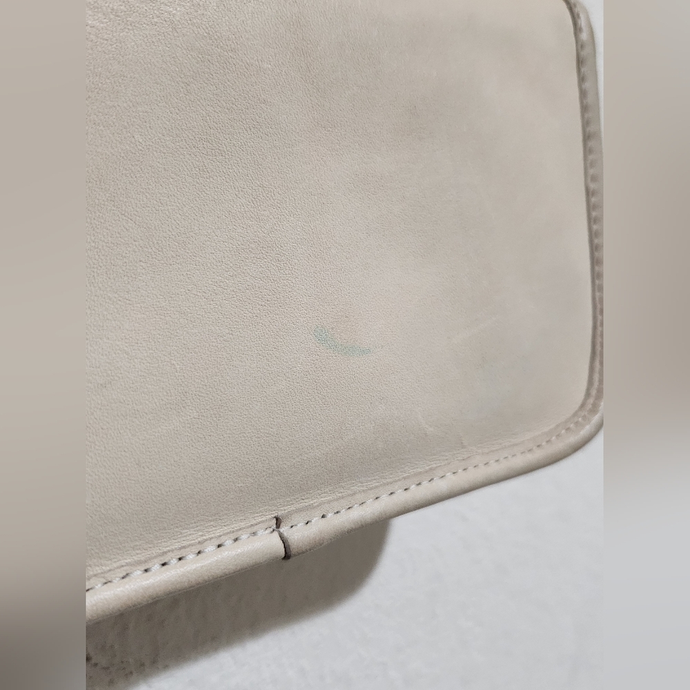 Vintage Coach Shoulder Purse 9385 - Bone - Picture 4 of 15